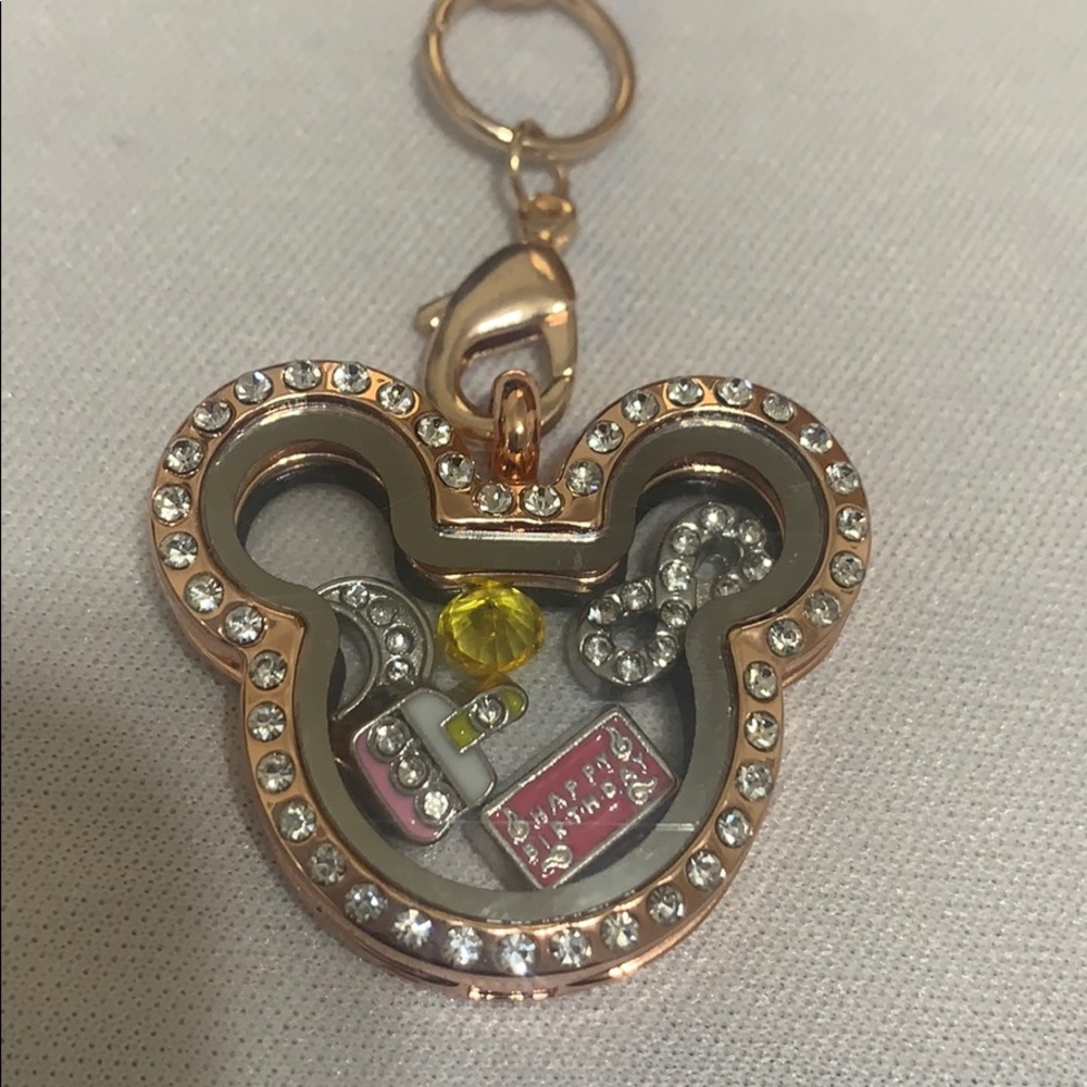 Floating Necklace - Picture 10 of 16
